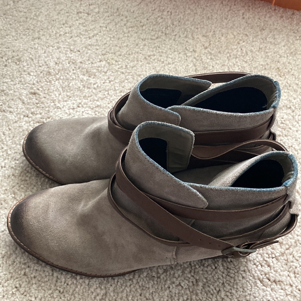 Dolce Vita Java Bootie - image 2